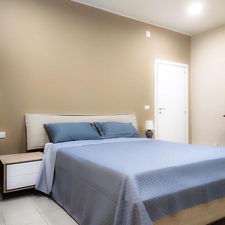 76 Avenue Suites Wi-Fi - Shuttle Reggio di Calabria Exteriér fotografie