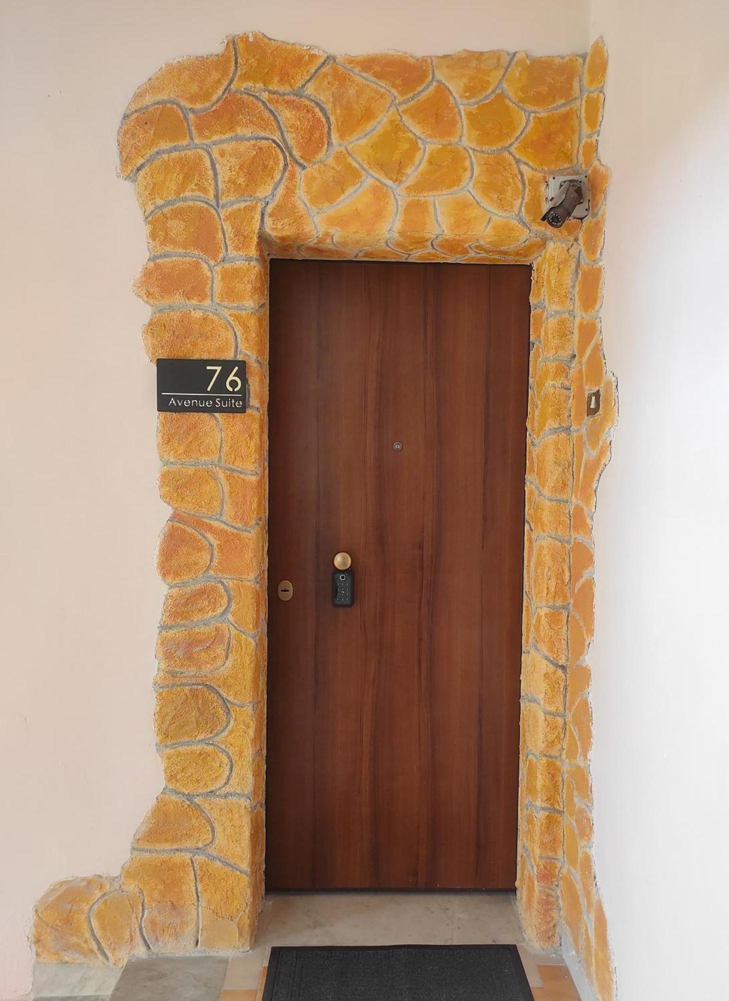 76 Avenue Suites Wi-Fi - Shuttle Reggio di Calabria Exteriér fotografie