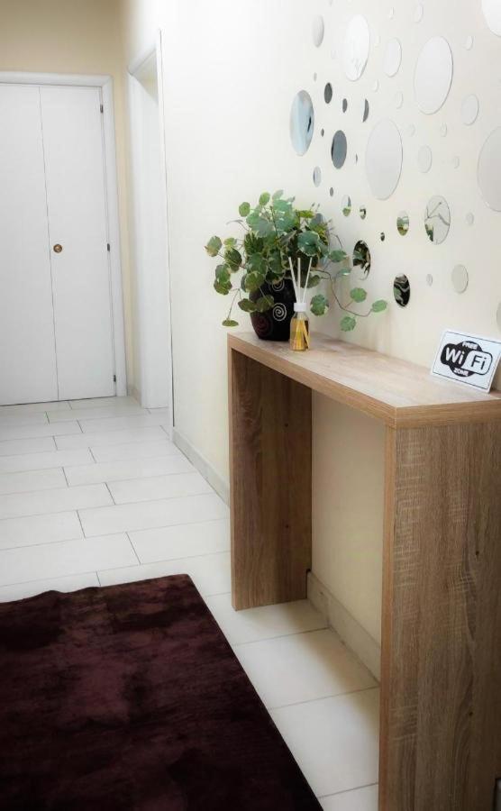 76 Avenue Suites Wi-Fi - Shuttle Reggio di Calabria Exteriér fotografie